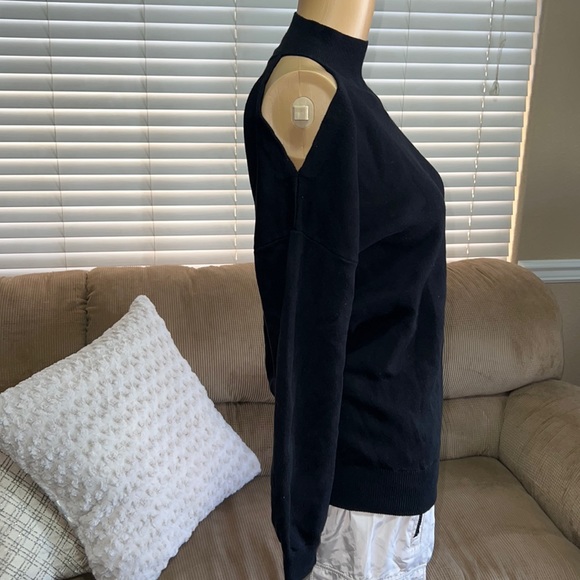 NWOT Michael Kors Black Ribbed Shoulder Cutout Sweater in Black - Picture 2 of 6